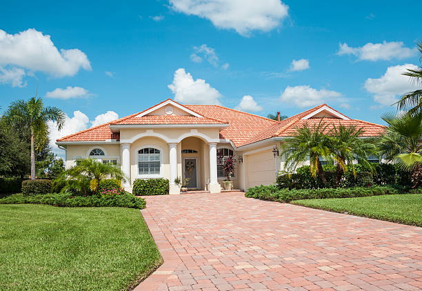 Best Driveway Pavers Contractor  in Rainbow Springs, FL